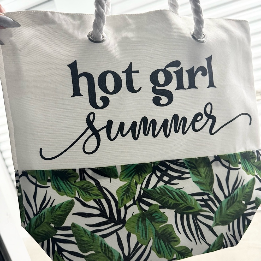 Beach/ Tote Bag ☀️
